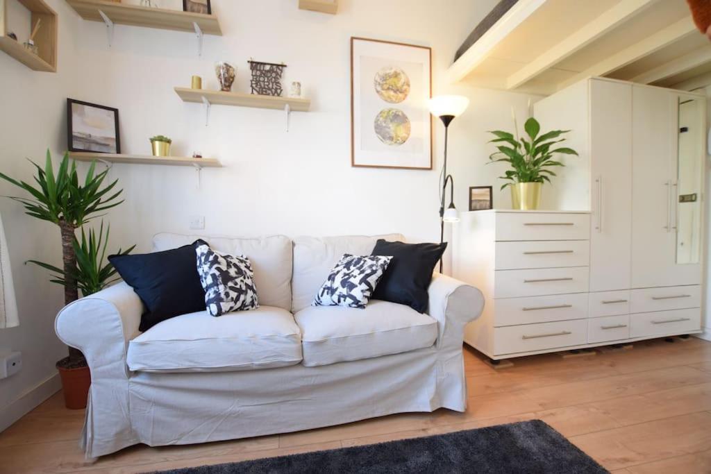 Stylish Studio Apartment Camden London Luaran gambar